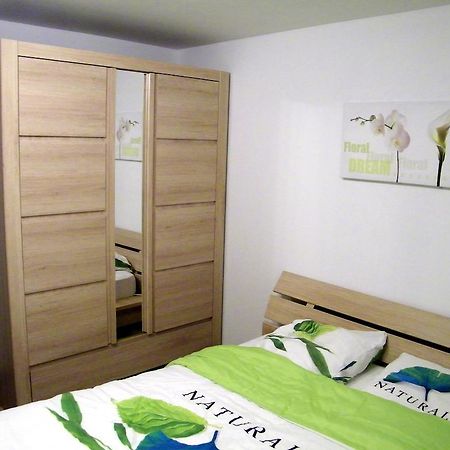 Grand Appartement Dans Villa Avec Parking Quartier Residentiel Joigny Værelse billede